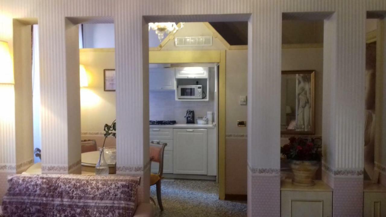 Apartahotel Suites Del Doge